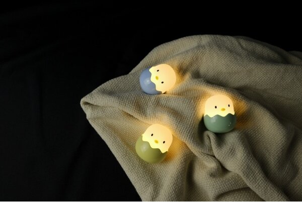 MegaLight - LED RGB регулируема детска лампа EGGY EGG LED/5V с док зарядно