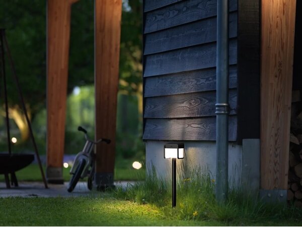 Philips LED соларна лампа с сензор EZRA LED/1,8W/3,7V 3000K IP44