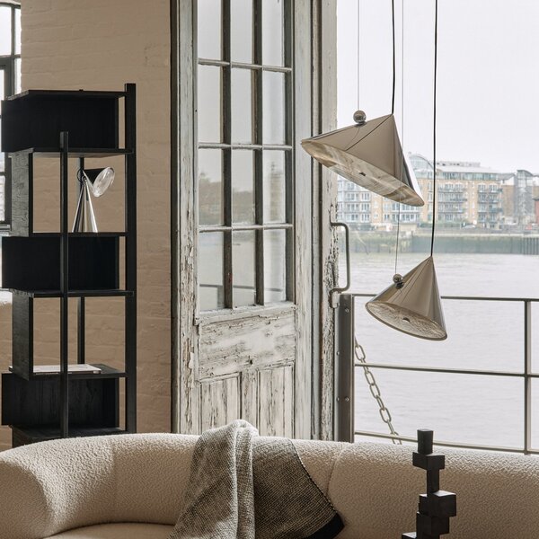 Tom Dixon LED висяща лампа Pose, сребриста, Ø 43 cm, стомана, димер, Затъмняване, Металик, Дневна/трапезария, Метал, Дизайн