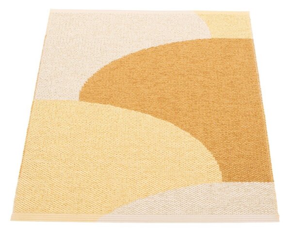 Килим за открито и закрито в цвят жълта охра 70x90 cm Hill Ochre Pale Yellow – Pappelina