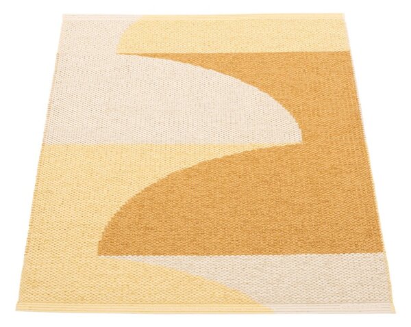 Килим за открито и закрито в цвят жълта охра 70x90 cm Hill Ochre Pale Yellow – Pappelina