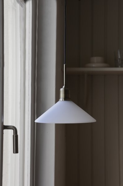 Markslöjd 108867 - Пендел VELA 1xE27/40W/230V месинг/бял