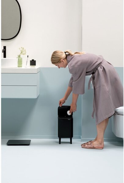 Матово черно стоманено кошче за боклук 4 l Bo Hi – Brabantia