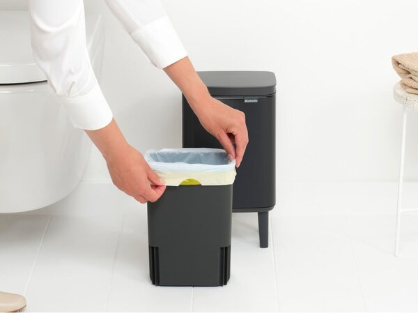 Матово черно стоманено кошче за боклук 4 l Bo Hi – Brabantia