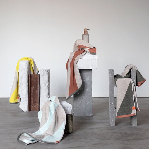 Кърпа от органичен памук от тери в цвят мента 50x90 cm Diagonal – Mette Ditmer Denmark