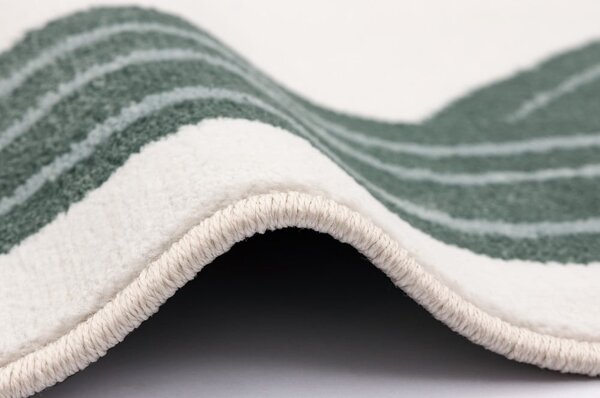 Детски килим в цвят слонова кост и зелено 80x150 cm Cacto Malachite – FD