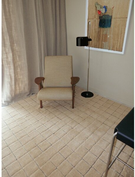Ръчно изработен вълнен килим в кехлибарен цвят 170x240 cm Mosaic Amber – Lorena Canals