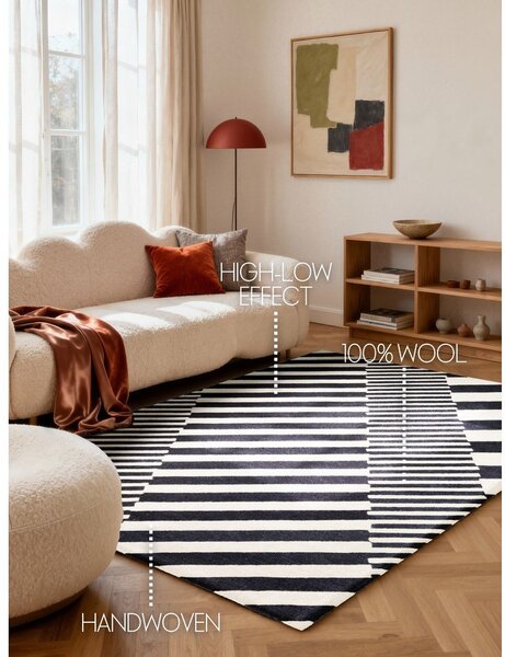 Черно-бял ръчно изработен вълнен килим 120x180 cm Stryve Flux – Elle Decoration