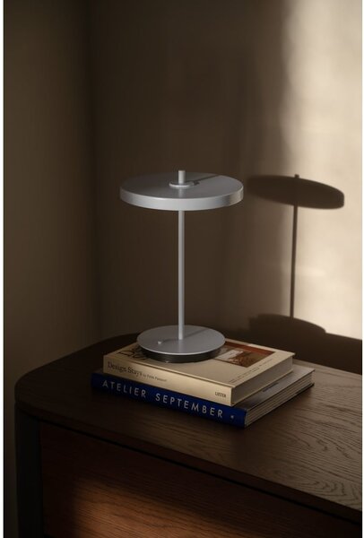 Светлосиня метална LED настолна лампа с метален абажур (височина 31 cm) Asteria Move – UMAGE