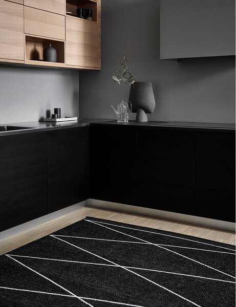 Черна пътека за открито и закрито 70x320 cm Max Black – Pappelina