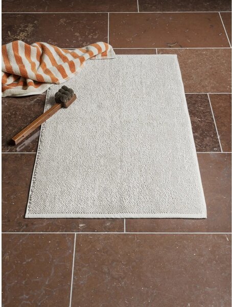 Оранжева/бежова хавлиена кърпа от органичен памук 70x140 cm Arto – Blomus
