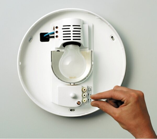 STEINEL 738013-RS16L - Лампа за баня със сензор 1xE27/60W/230V IP44