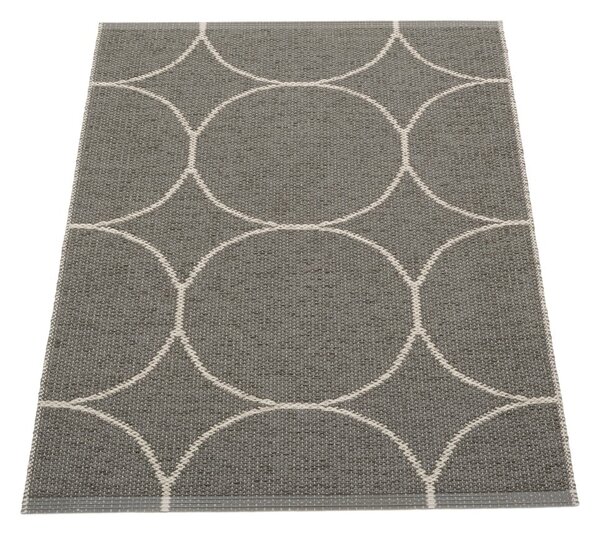 Тъмносив килим за открито и закрито 70x100 cm Boo Charcoal Linen – Pappelina