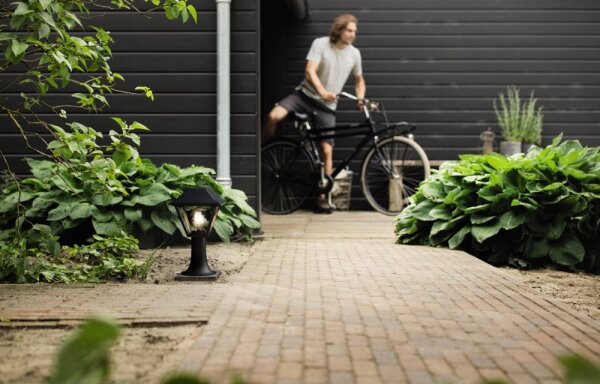 Philips 16496/30/PN - Екстериорна лампа MYGARDEN ALPENGLOW 1хE27/60W/230V IP44
