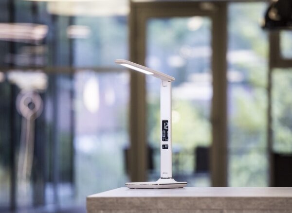 Immax 08934L - LED Настолна лампа с дисплей LED/9W/230V бяла