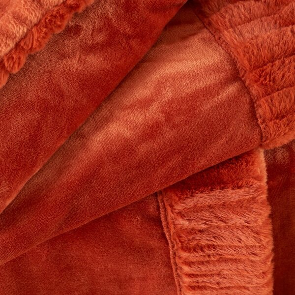 Оранжево одеяло от микроплюш 150x200 cm Velvet and Faux Fur – Catherine Lansfield