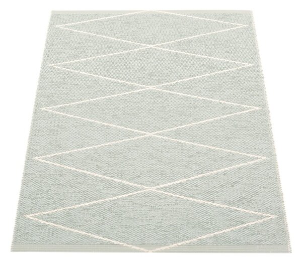 Светлозелен килим за открито и закрито 70x100 cm Max Sage – Pappelina