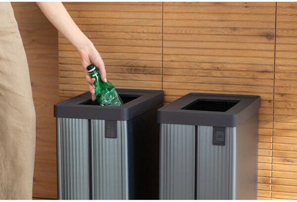 Сиво кошче за боклук за рециклиране от рециклирана пластмаса 54 l Verto Recycle – Curver