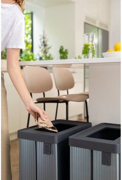 Сиво кошче за боклук за рециклиране от рециклирана пластмаса 54 l Verto Recycle – Curver