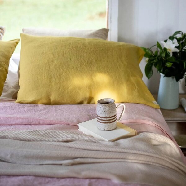 Ленена калъфка за възглавница 50x70 cm Lemon Curry – Linen Tales