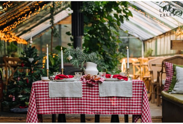 Ленена покривка за маса 140x140 cm Red Gingham – Linen Tales