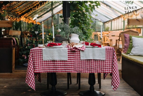 Ленена покривка за маса 140x140 cm Red Gingham – Linen Tales