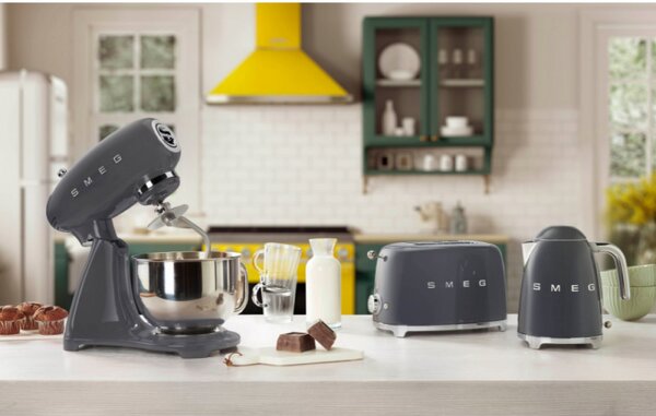 Планетарен миксер SMEG SMF03GREU, 800 W, 4.8 л, 10 скорости, Функция за плавен старт, Крачета против хлъзгане, Сив