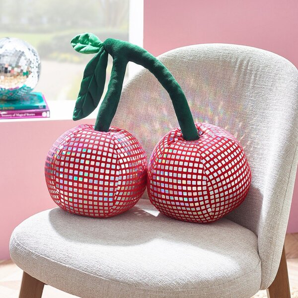 Плюшена декоративна възглавница 25x30 cm Disco Cherries – Catherine Lansfield