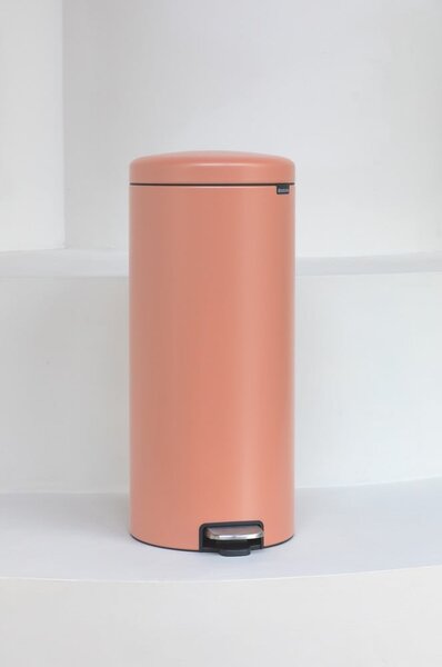 Стоманено кошче за боклук с педал в цвят сьомга 30 l NewIcon – Brabantia