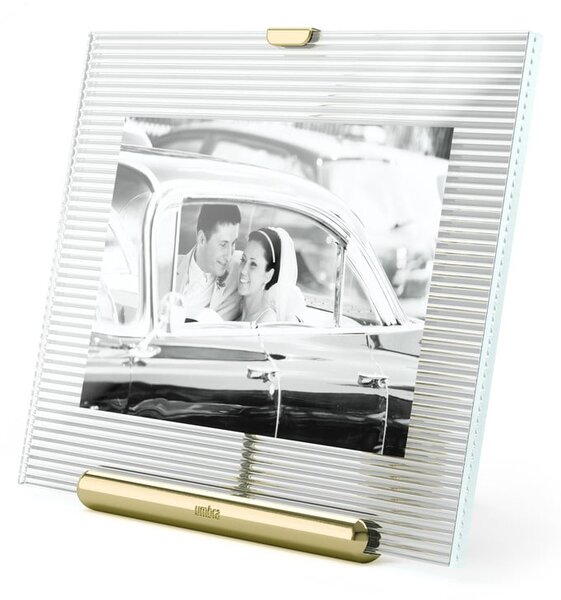 Стъклена стояща рамка в златист цвят 16x20 cm Flute – Umbra