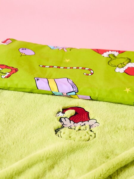 Sinsay - Детско коледно одеяло с бродерия Grinch - жълтозелено