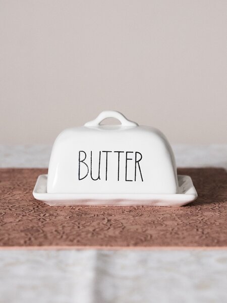 Sinsay - Керамична масленица с надпис Butter - бял