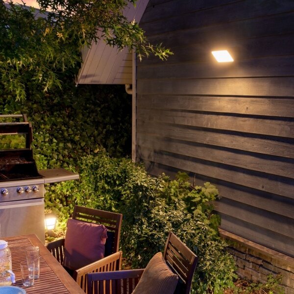 Philips 17435/30/P7 -LED RGB Екстериорен прожектор Hue DISCOVER 2xLED/15W/230V IP44