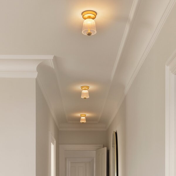 Nuura Aps LED плафон Asteea, Ø 12 cm, месингов цвят/прозрачен, Затъмняване, Злато / месинг, Дневна/трапезария, Метал, Скандинавски