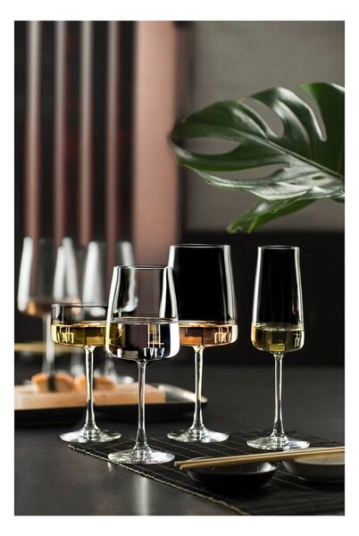 Кристални чаши в комплект 4 бр. за вино 540 ml Zero – Lyngby Glas