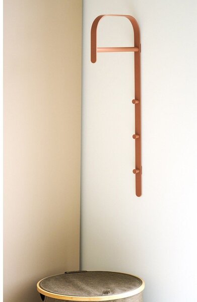 Метална стенна стойка за дрехи в цвят кафяв коняк 30x80x3 cm Gresto – House Nordic