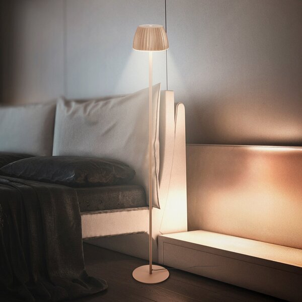 Briloner LED стояща лампа Loca, кафява, височина 123 cm, пластмаса/мета, Затъмняване, Кафяв / ръждив, Дневна/трапезария, Метал, Модерен