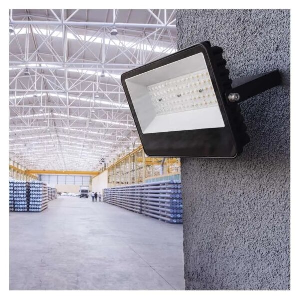 LED прожектор AVENO LED/48W/230V IP66