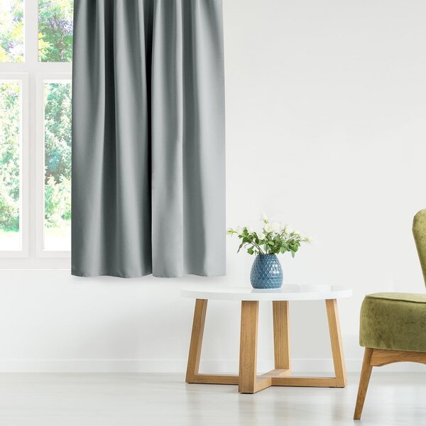 Сиво затъмняващо перде 140x175 cm Kierra – Restilo