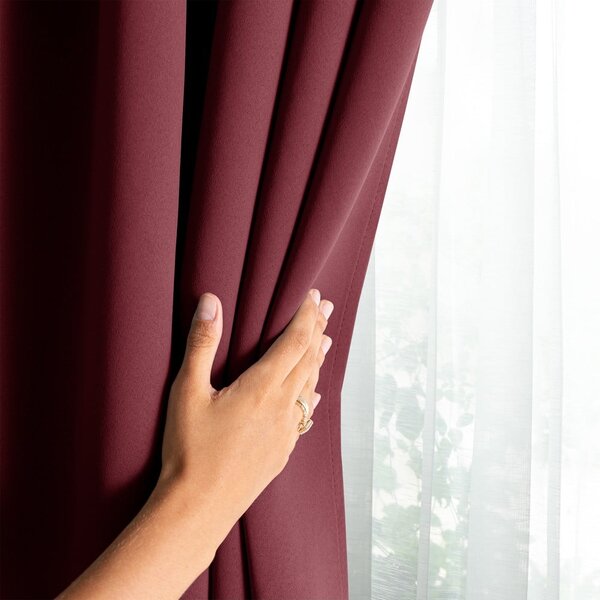 Бордо затъмняващо перде 140x175 cm Kierra – Restilo