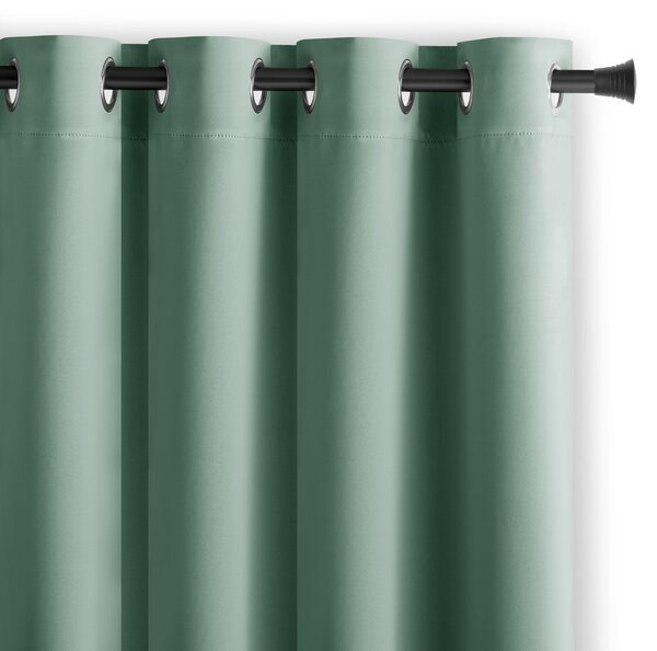 Светлозелено затъмняващо перде 140x175 cm Kierra – Restilo