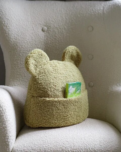 Зелена детска възглавница за диван от букле Teddy Pouch – Wigiwama
