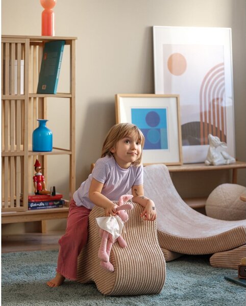Светлокафяв детски пуф от рипсено кадифе Cloud – Wigiwama