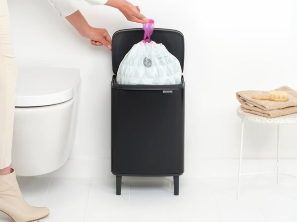 Кош за смет Brabantia Bo Small Hi 1006649, 12 л, Плавно и безшумно отваряне, Черен мат