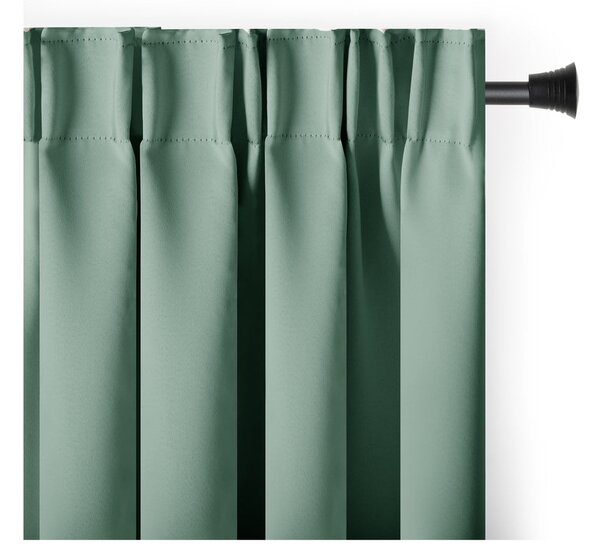 Светлозелено затъмняващо перде 140x245 cm Kierra – Restilo