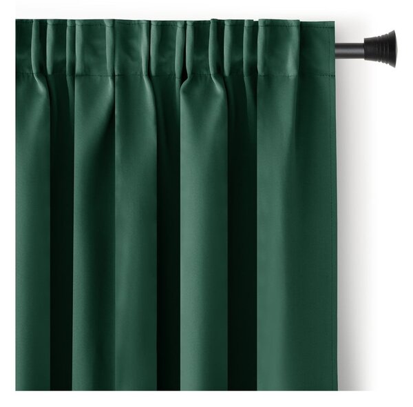 Тъмнозелено затъмняващо перде 140x245 cm Kierra – Restilo