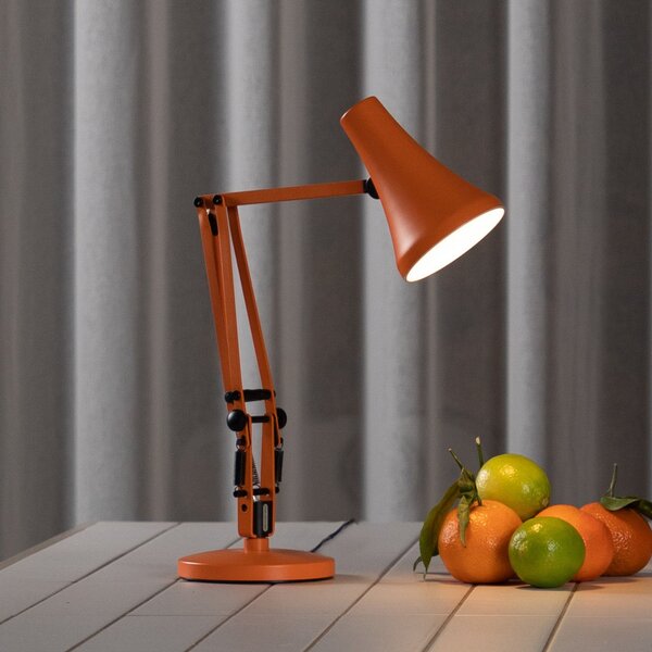 Anglepoise LED настолна лампа 90 MINI VIVID, оранжева, USB, Затъмняване, Оранжев, кабинет / офис, Метал, Индустриален дизайн, Сенник за маса