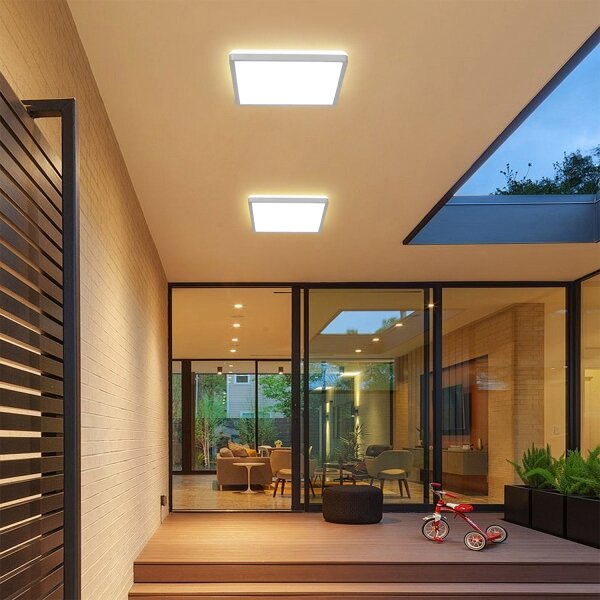 Brilagi - LED таванно осветително тяло за баня ULTRA SLIM LED/24W/230V 42x42 cm сребристо IP54