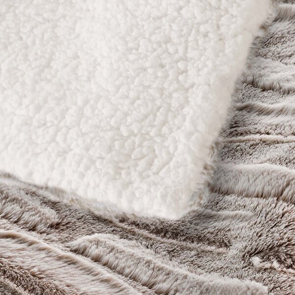Бежово одеяло от микроплюш 180x220 cm Lynx – douceur d'intérieur