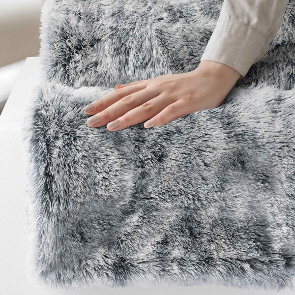 Сиво одеяло от изкуствена кожа 180x220 cm Antartic – douceur d'intérieur